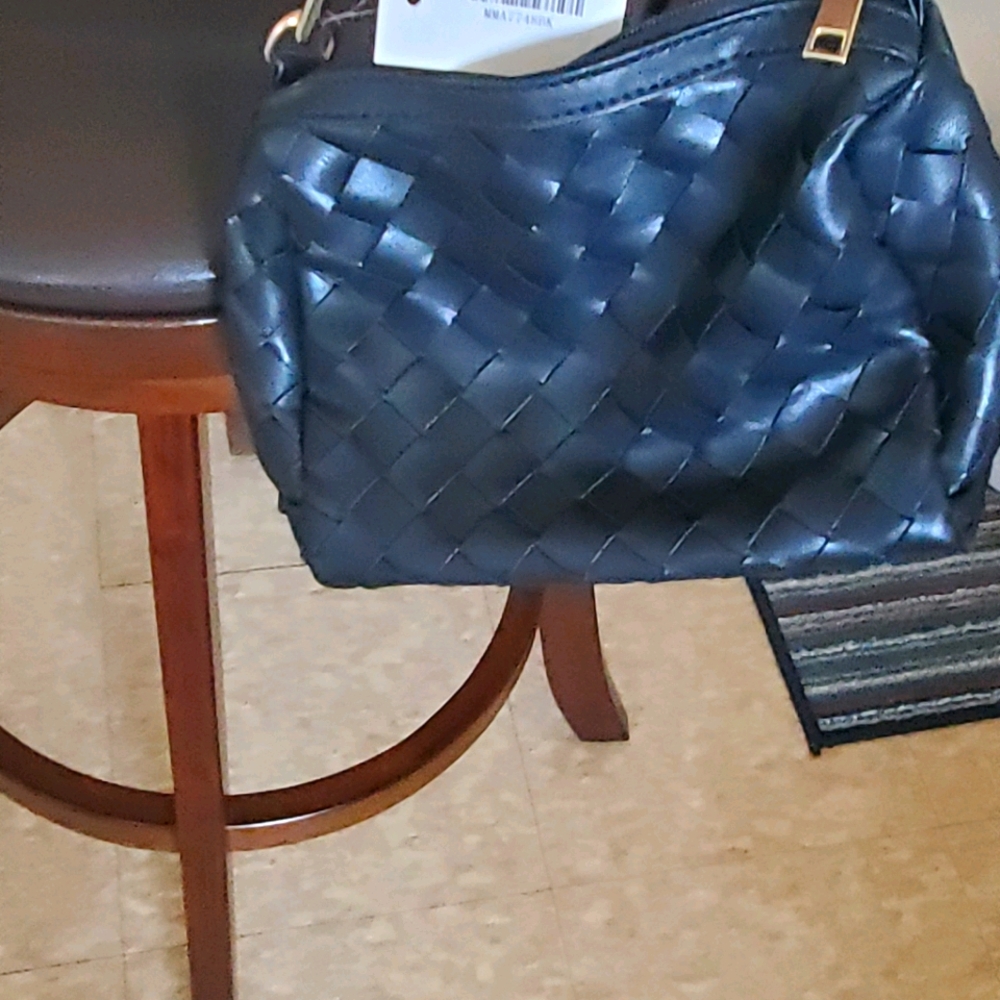 Small leather purse.